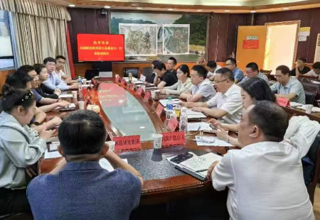 人生就是博绿色科技集团执行总裁金劼赴宜考察调研